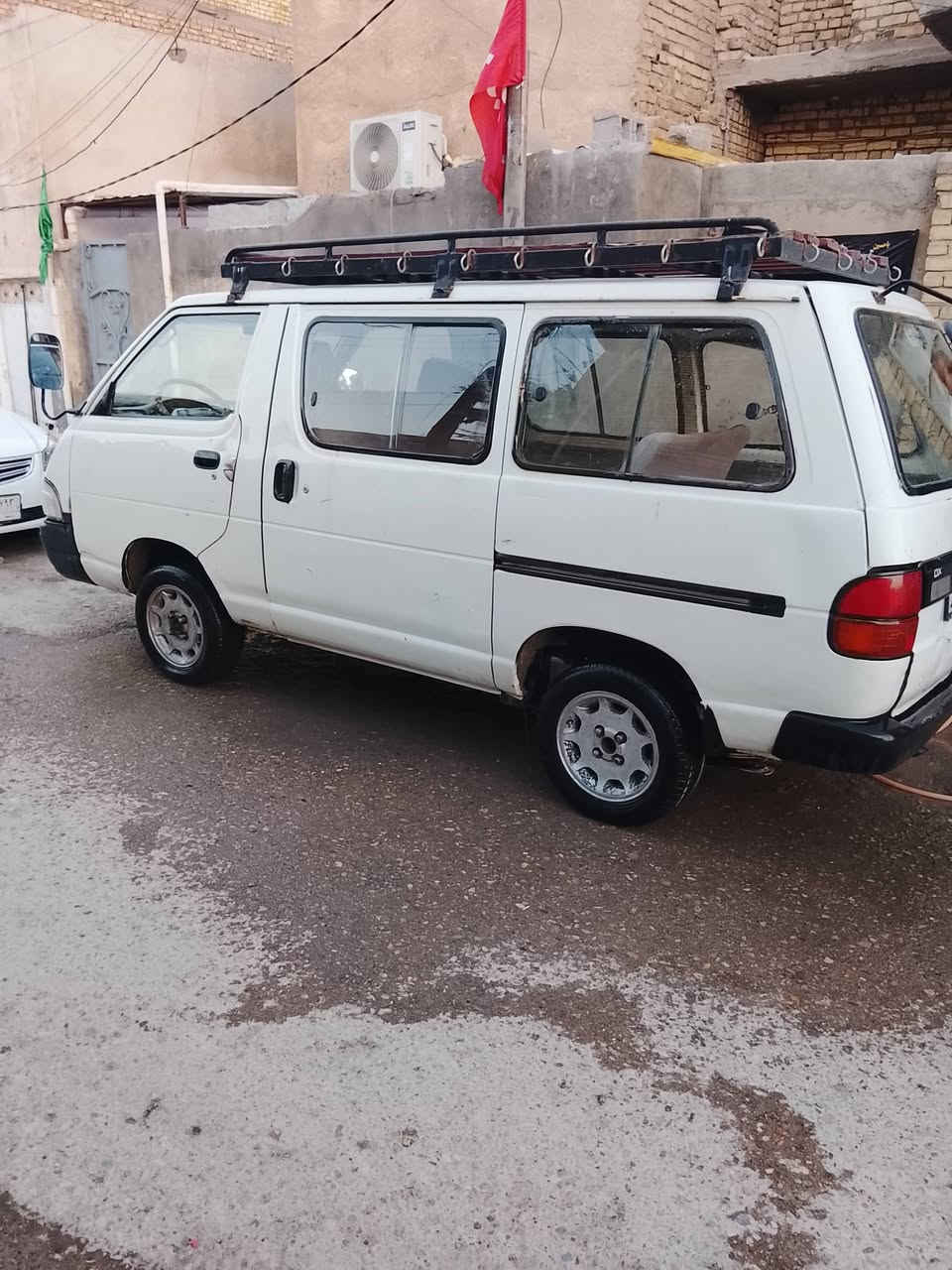 السلام عليكم سيارة فأرة للبيع مكينه وكير ونجي صدر جديد كهربائيات كلهة شغاله لاضربة ولا صبغ السعر 35 وبيها مجال مكان كوت العزة القديمة الاتصال على الرقم الهاتف ***********
