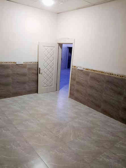 #دار #للايجار الطابق الارضي فقط المساحة (200) متر 

سعر الايجار :400 الف حسب طلب صاحب الدار وليس المكتب 
 مطلوب عائلة صغيرة موظفين 
♦️المحتويات :
(غرفتين نوم هول استقبال مطبخ حار وبارد صحيات داخابة وخارجية كراج سيارة )

♦️عنوان الدار :كركوك القادسية الثانية قرب تقاطع ابو الخطاب
 
♦️للاستفسار الاتصال :***********  متوفر واتساب 

♦️او زيارة مكتب اراز للعقار 
القادسية الثانية سايدين المرور القديم مجاور حلويات كولدن سويت
