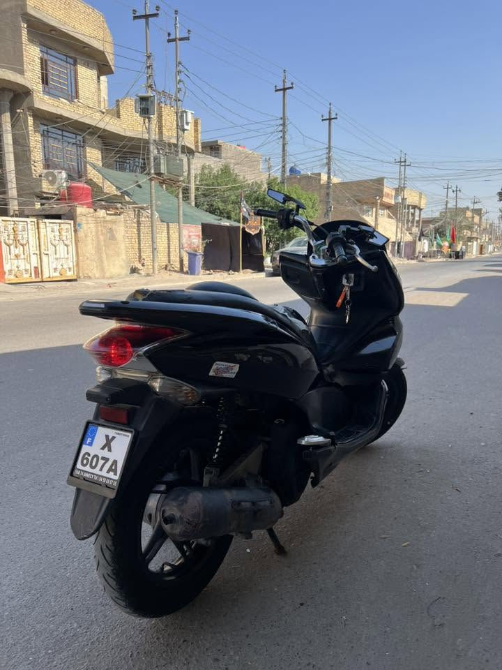 بيسي اكس جيل اول محرك 150 ياباني دراجة جديدة اي نقص مابيها شلعة معدل تشك الكاع كهربائيات كلها شغاله كفرات اصليه كلها بريكات جدد تايرات جدد دراجة جاهزة موديل 2013 أوراق كاملة سعر 1450 وبيهة مجال مكاني بغداد الشعب ***********
