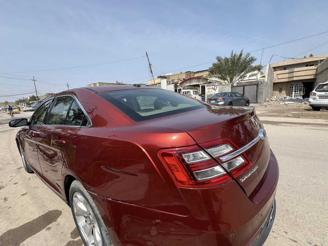 السلام عليكم 

فورد تورس

الموديل :2014

رقم بغداد بأسمي هزة جديد سنوية جديد  

6 سلندر

حجم المحرك: 3.5 

بصمة

شاشة كبيرة

بدون دواخل بدون ايرباك 

صور الحادث والسونار مرفق 

للسعر97$  

للاستفسار 

***********
