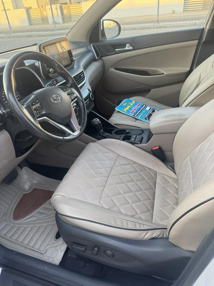 توسان 2019 خليجي
السعر 183 السونار مرفق السعر نهائي مكاني نجف الأتصال 

*********** السياره سايد بريك رجل السيارة لا صبغ ولا فتح ولا تبديل فقط بارد بسيط
