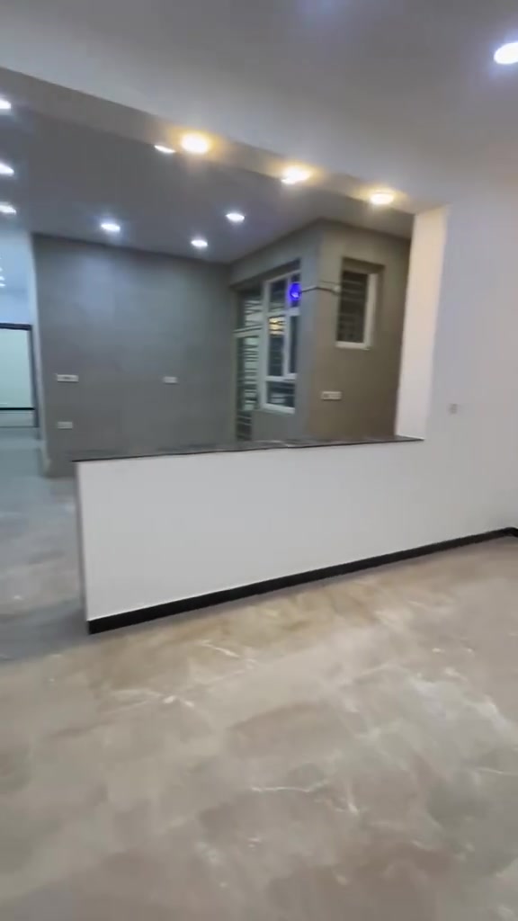 شقه ط اول زقاق واحد المتنبي خلف مول خليفه ٨٠٠ دولار
***********

