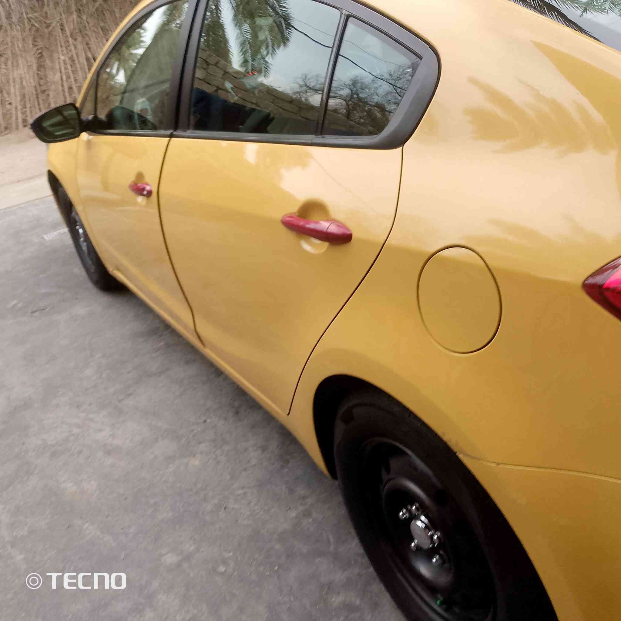 السلام عليكم كيا فورد 2015 اريد مراوس كيا فورت خصوصي 2020 سياره جاهزه جير محرك دخولر تبريد جاهز سياره جاهزه, ***********
