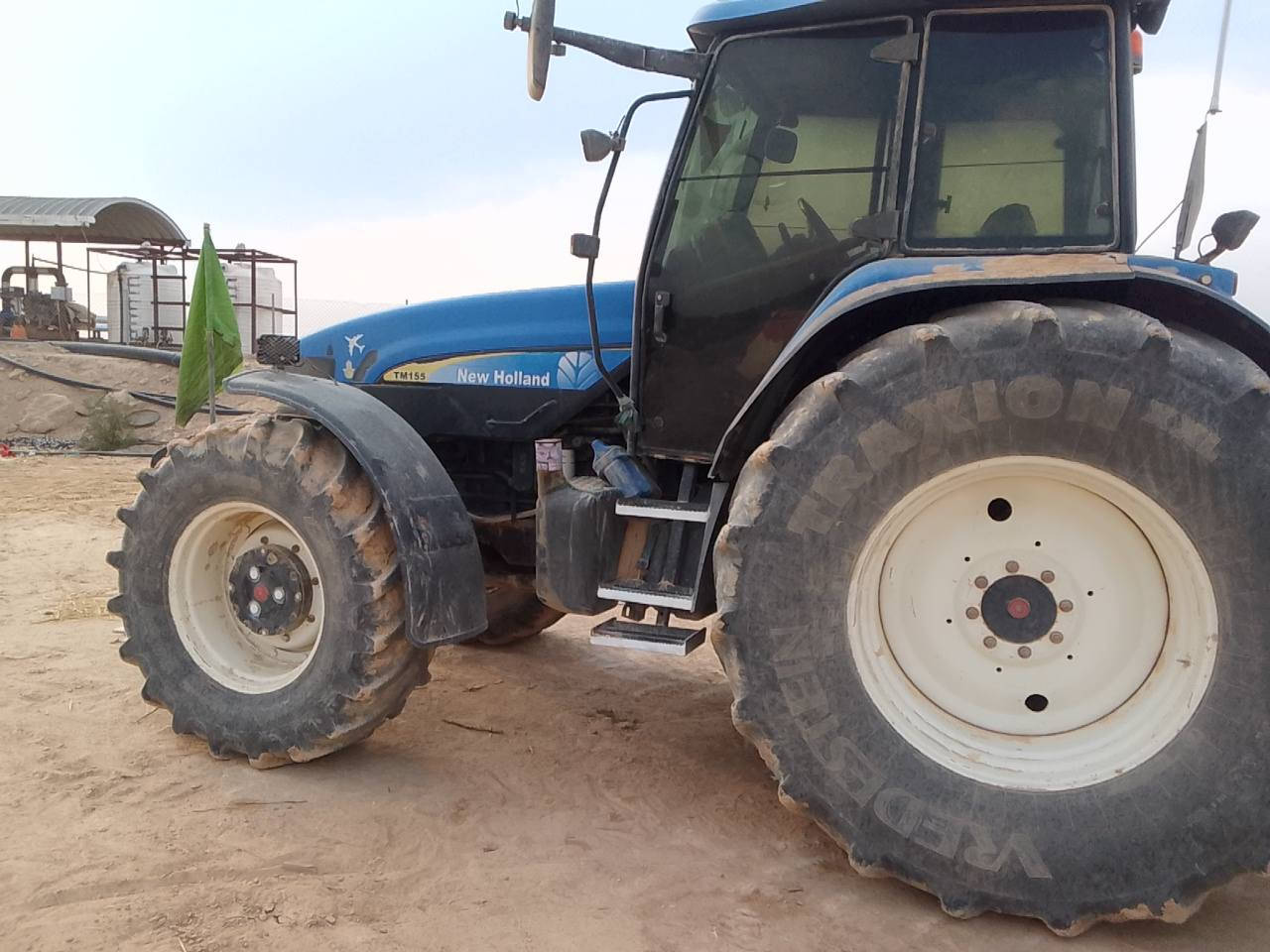 للبيع مكينه 155نضافه 90٠/٠تخم تاير ليكدام معه معداتهة دسك وطابعه الاستفسار عل رقم/***********
