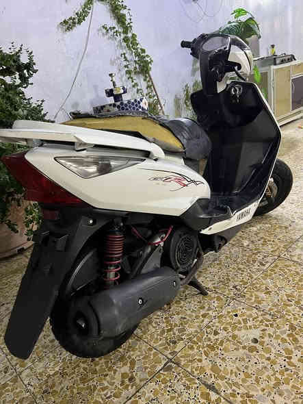 السلام عليكم دراجة ثعلب مكفولة من كلشي محرك وكهربائيات نكرة سلف شلعة ومعدل خير من الله عليهة كلج امامي جديد وزوج تايرات جدد  رايدهة ب750 وبيها مجال حك الجية مكاني بغداد الحرية متوفر واتساب ورقم ***********
