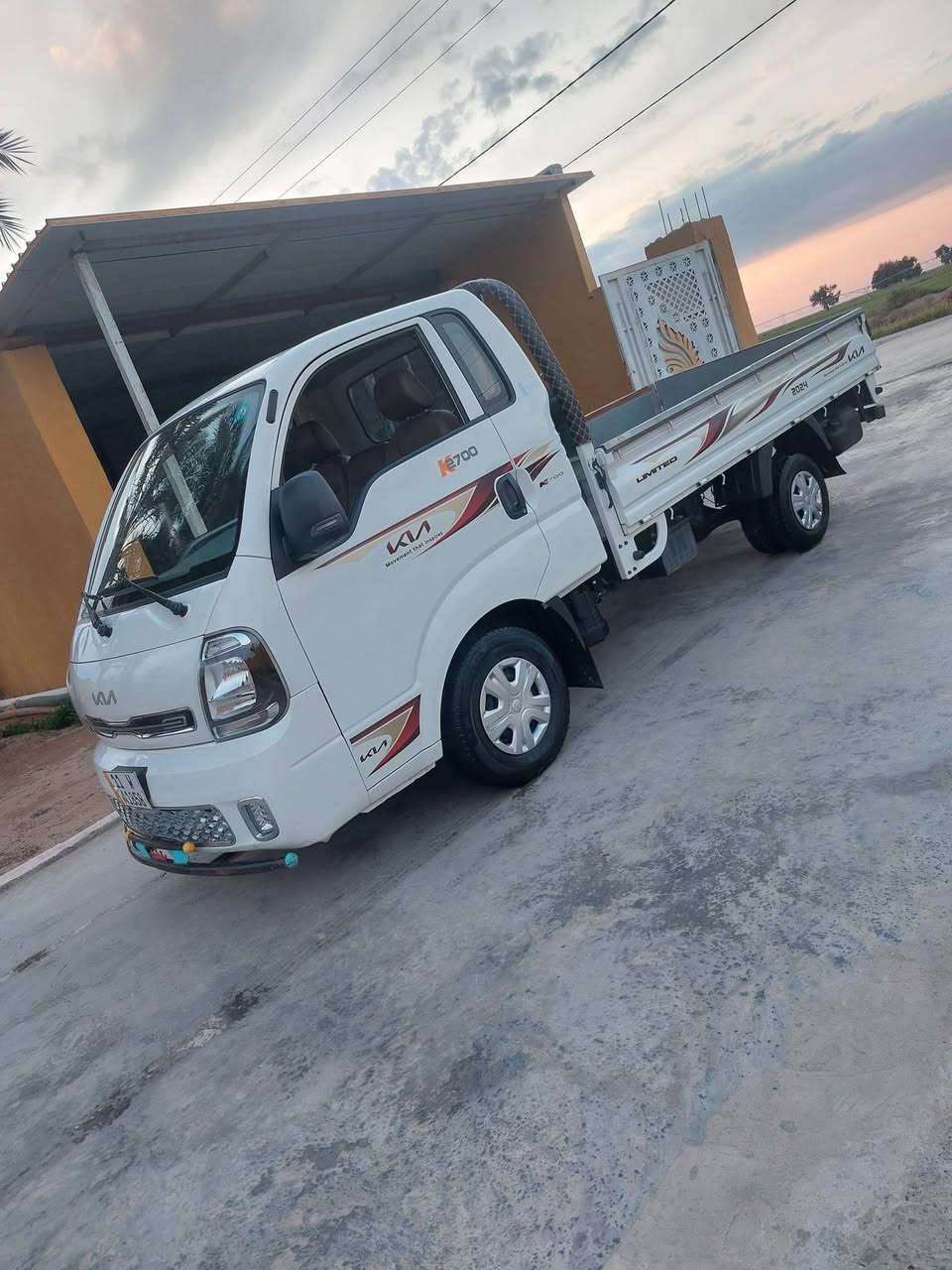 سياره كيا حمل للبيع مكفوله كفاله عامه تبريد ثلج محرك خير من الله موديل 2024  سنوية 2030  رقم بغداد دولي انكليزي السعر  160 وبيه مجال بسيط مكان ديالى بعقوبه تقاطع القدس مايشتري لا يكسر بحلال العالم
***********      ***********
