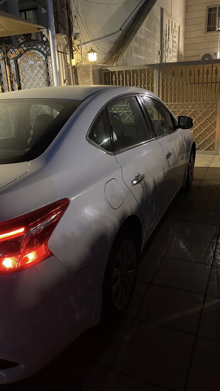 سلام عليكم
للبيع نيسان سنترا موديل 2019 ابيض وارد امريكي ضربه باب السايق مبدل اصلي كير ومكينه مكفول 
ماشيه 74mi رقم بغداد باسمي سنويه جديده 
السعر 119$ 
مكان السيارة بغداد حي اور 
***********
