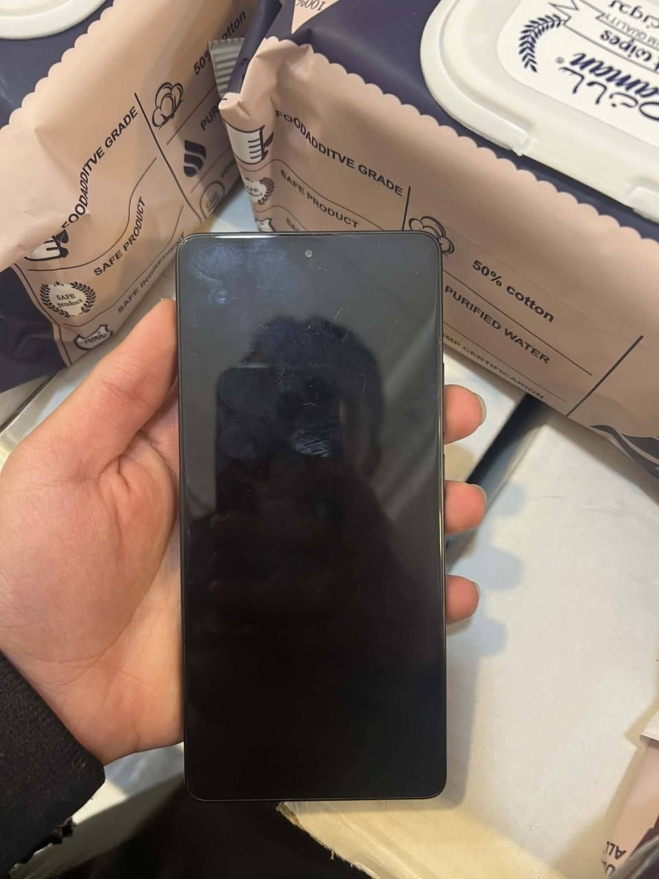 السلام عليكم 
للبيع جهاز POCO M6 PRO
جهاز شرط اي كسر فطر مابي ما مفتوح
النضافة  ٩٠٪
السعر 300 وبي مجال


**إذا كنت صاحب هذا الإعلان وتريد حذفه لأي سبب، رجاءا أرسل رسالة إلى الدعم الفني**