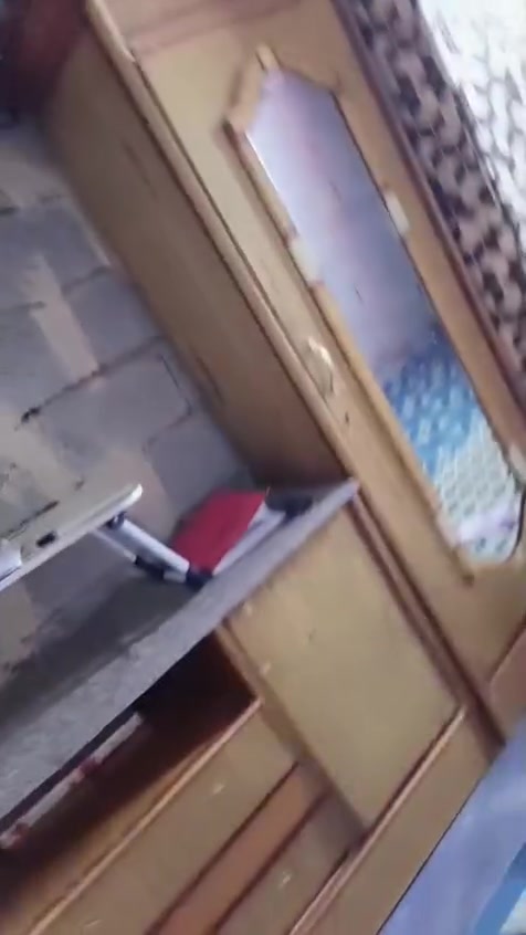 إسلام عليكم غرف مستعمل للبيع بيه بس شكم يده نقص 
بغداد التاجي***********بي وأنساب
***********
