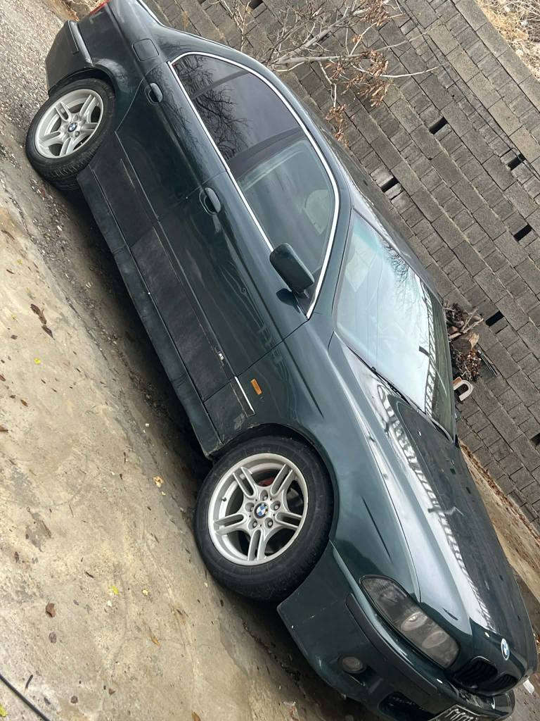 سەقەر  مۆدیل 1999   فولە   دەعمێکی هەیە قەپاق چاملخی لای  سەکنی گۆڕاوە   ئارم بلاستیکی دهۆکە  بەس  ئارمی بزر بووە   ئیستنساخی  لەگەلە بە شەرتی ئەوەلیاتی ئارم ئەفرۆشم  گۆرینەوەش دەکەم لەسەر دل گرتن    نرخی 55 وەرەقە و مەجالێکی برایانە    تکایە مشتەری نی  بێزارم مەکە شقلاوة, أربيل


**إذا كنت صاحب هذا الإعلان وتريد حذفه لأي سبب، رجاءا أرسل رسالة إلى الدعم الفني**