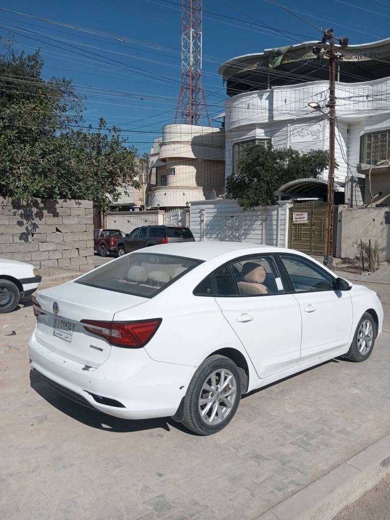 سلام عليكم 
  mg5 2022 وارد كويتي معوقين رقم مثنى
مكان السيارة بصره امن الداخلي 
رقم النقال ***********
تبديل جاملغ وكالة جهة اليمنى الباقي كفاله من الصبغ والبارد عدا الطخات 
ماشيه196الف
مواصفات
لايت اوتو + عدسه
مثبت سرعه
مانع انزلاق
محرك 1.5 تنفس طبيعي
+ترحيب
اشاير بل مري
كير اوتوماتيك
ابل كار بلي+اندرويد اوتو
حساسات ويل البصرة, العراق
