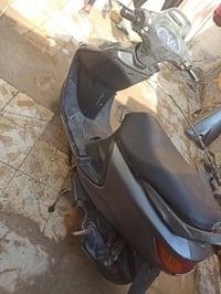 دراجة فراشة • نجف مشخاب • قابل للتفاوض