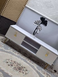 ميز بلازما موديلات جديده في تصميم عصري وأنيق   منشأ تركي 😍🇹🇷   للحجز و...