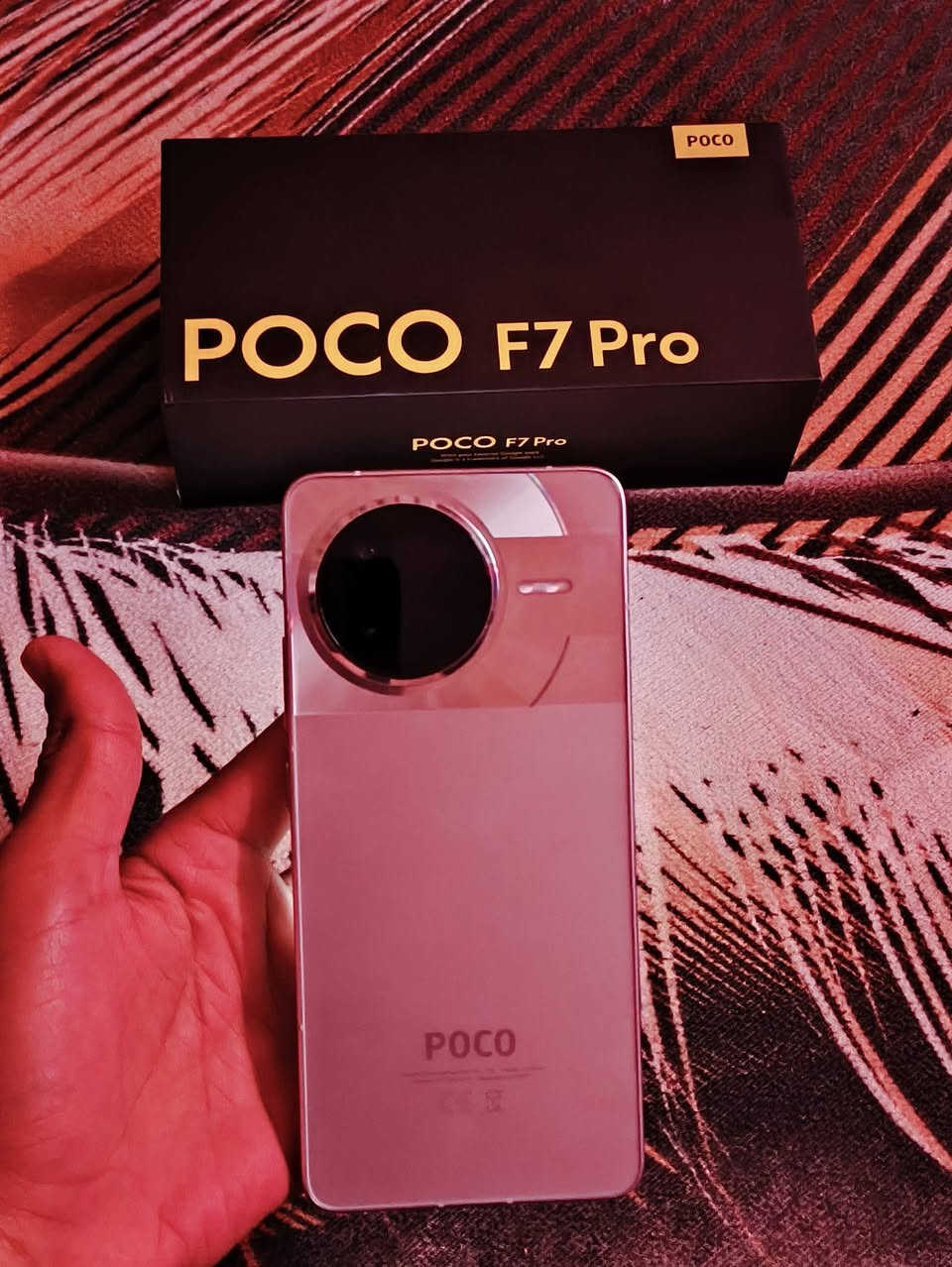 الغني عن التعريف بوكو f7 برو كامل ملحقات الذاكرة 512 عشوائية 12+12 جهاز نضافة 100% سعر 525 مكاني بغداد الشعب رقمي ‏‪0777 310 9790‬‏
