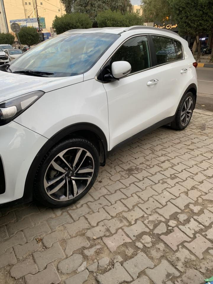 كيك سبورتج
موديل ٢٠ خالجية

ماشية 50

   من الصبخ خالية من الصبخ

السعر ١٩٢

***********

مكينة إلفين

داخل بيجي اسود
