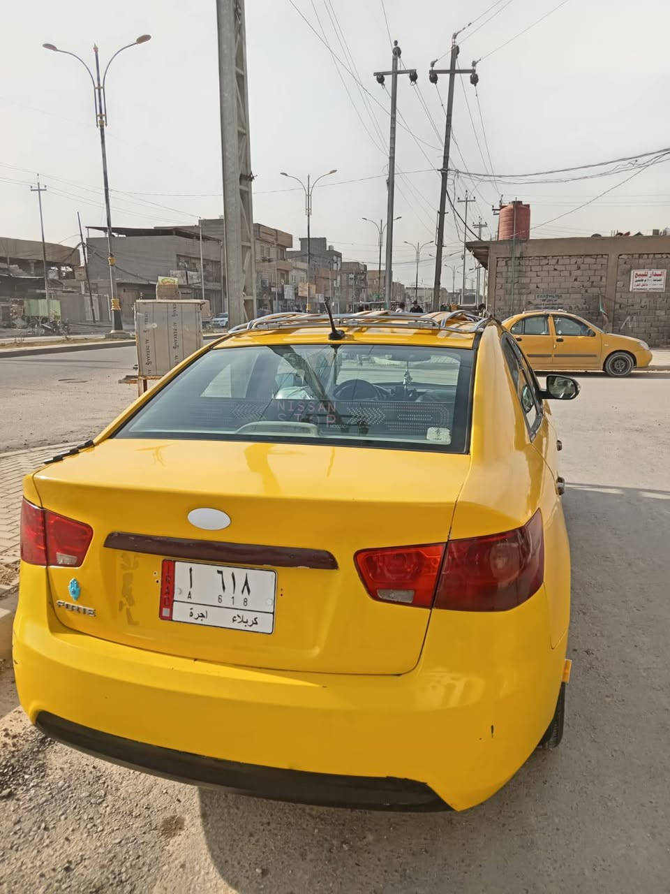 سلام عليكم
فورتي 10 للبيع EX
سياره حادثه خشم البنيد والسونار موجود بالمنشور 
سياره مانقصه شي حداديه اماميه وخلفيه جديد 
كير قبل شهر شادده مكينه مكفوله السيارة مصروف عليه 
منضومه زنون سيبايا حيدر سحارة 
السياره ليبل واحد مابيه اي قطعه تبديل 
مكاني كربلاء 
كنطره السلام 
***********
