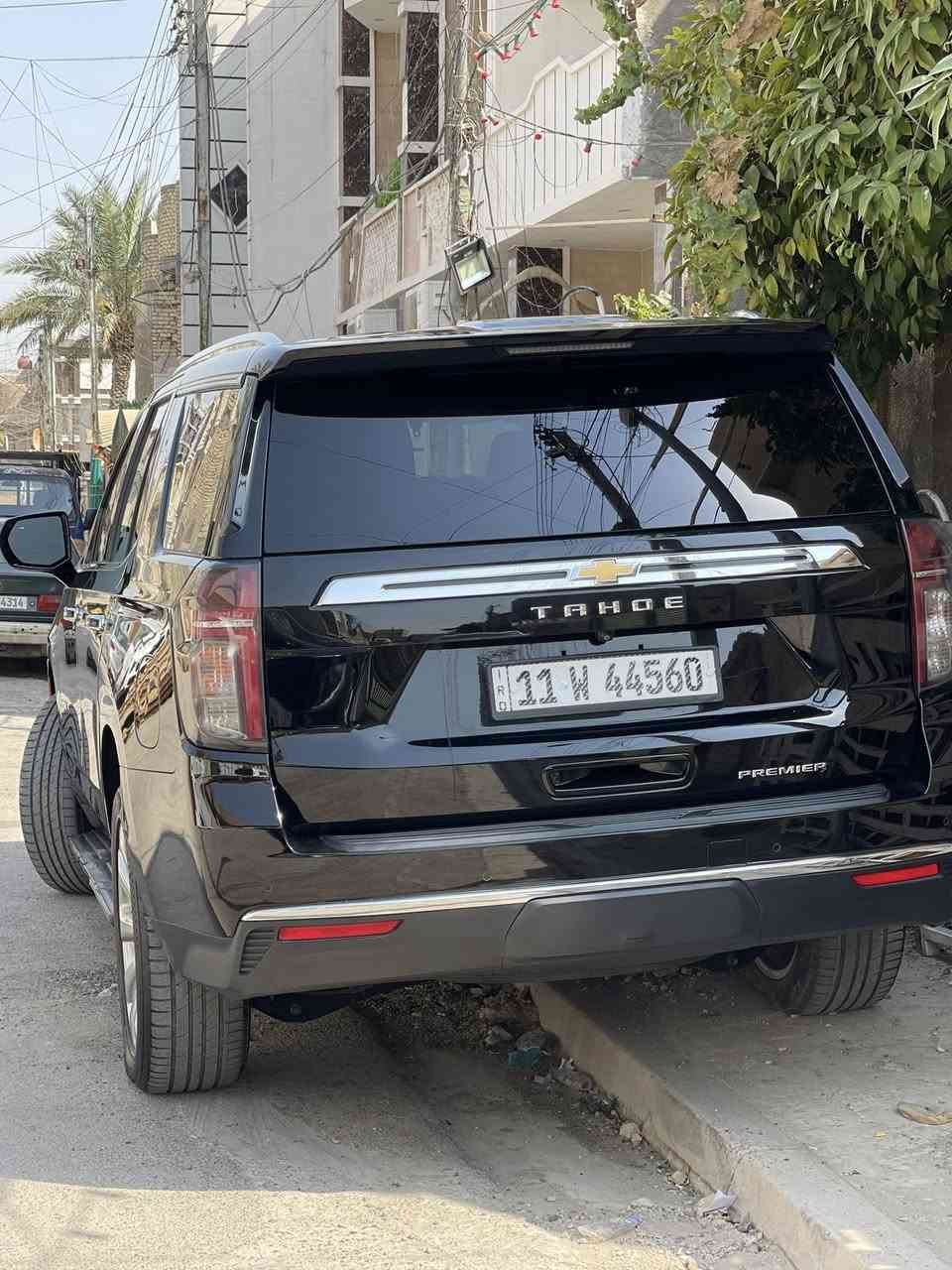 تاهو LT 2021
مكفوله من الصبغ بيها بابتين نفس الون شادهن
مكفول كير مكينه 
مواصفات السياره بصمت ابواب شاشه كار بلي 
بجم بريمر ويل بريمر كشنات جلد تدفئه 
جنطه كهرباء رادار امامي ومري 
وبيها بعد مواصفات سياره مناقصه شي وجديده 
ممشاها 130 تقريبا 
كفاله مكينه وكير من الفتح واذا بيهن شكال 
مكان سياره حي اور سعرها  37 $وبيها مجال بسيط نشالله 
***********
