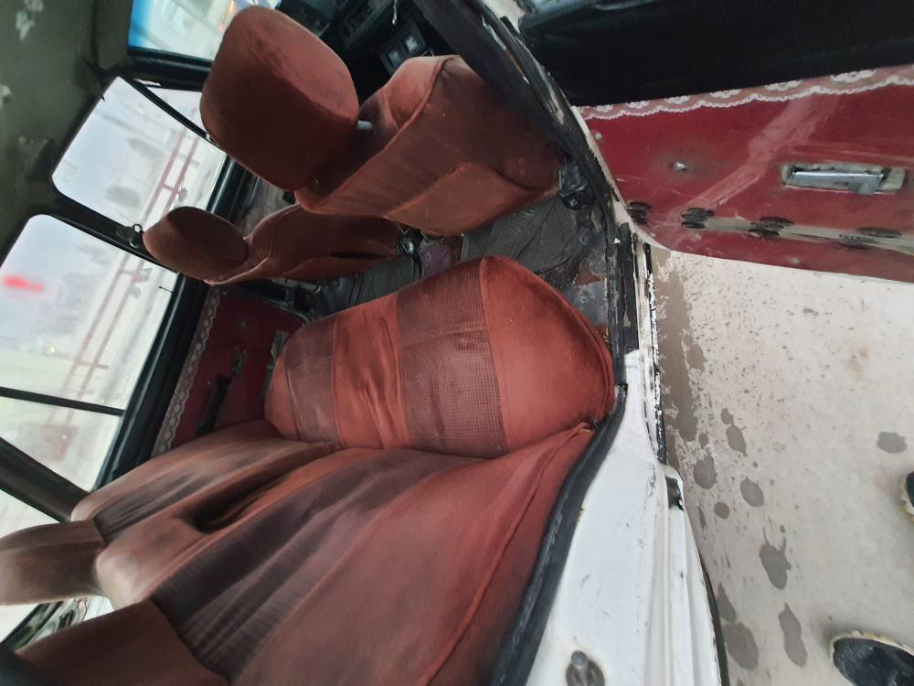 بەناوی،خوا بەڕازیلی مۆدیل 1985 ئاڕم پلاسیک سلێمانی گێڕ مەکینە جیتا 6 گێڕ گێڕو مەکینەکەی بەشەرت بەشەرتی فیتەر کارەبای بەشەرت گەرمی فڵچە هەموی بەقشەرت تەقەو ڕەقەشی بەشەرت زۆر جایزە سەیارەکە کەم بانزین ئەخوا جامی نەشکاوە ماڵی دۆستە لە سلێمانی سعری 12 مەعامەلە *********** السليمانية, العراق
