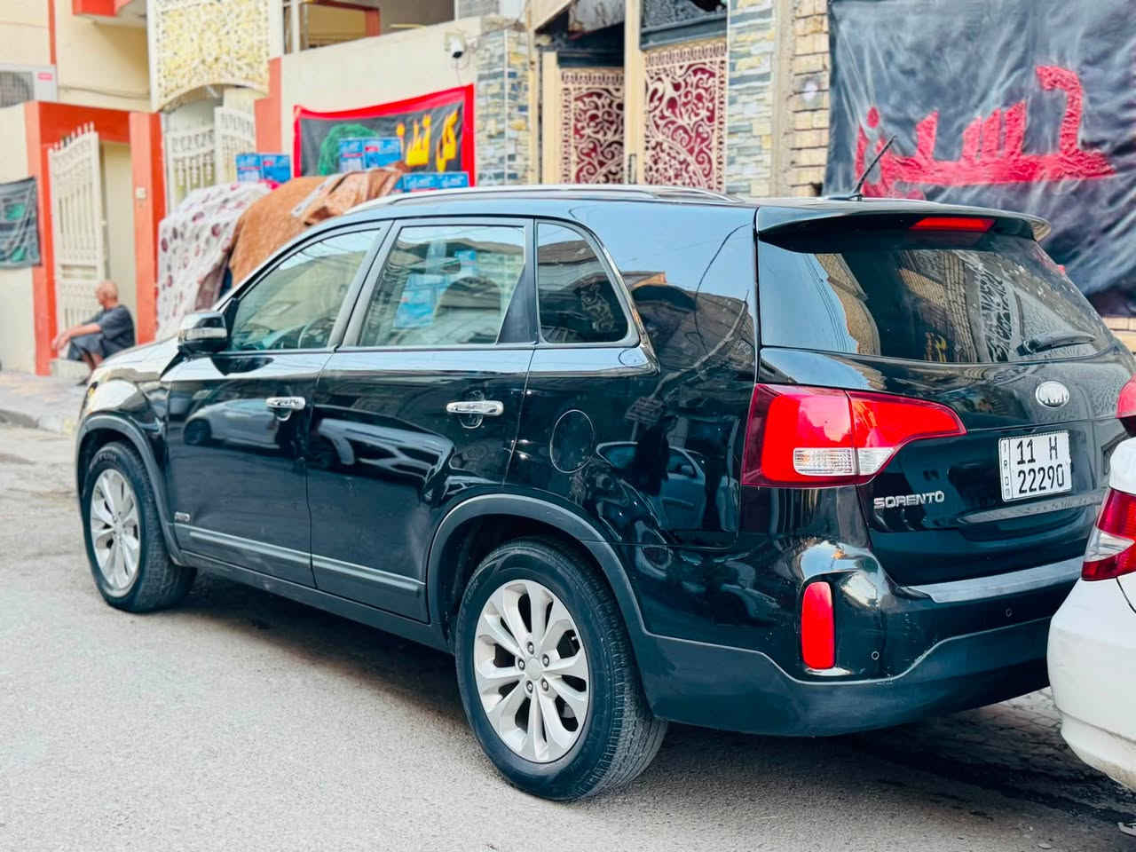 سلام. عليكم. خاص. مغلق. رجاء نتصال فقط
مكان بغداد.  السعر 128$ *********** 
كية. سورنتو. موديل. 2014. وارد امريكى
سيارة بيها. صبغ. 1. قطع وحدة باب   فقط  
السعر   128     سونار. مرفق بسمي تحول ثاني يوم
موصفات. فول. الخير شنو. البالك بيها موصفات
حجم. المحرك. 6. 3500.  كير محرك كفالة
بصمة. ابوب صندوق بنيرامة كشنات جلد
كشنات تدفى. تبريد. حساس خلفي امامي 
رادار جانبي. ترحيب قتراب مرايات شفط
ويل كروم لد مامي. خلفي صندوق شفط
