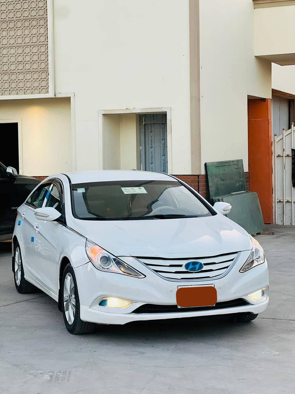 سلام عليكم 
هونداي سوناتا 2012
وأرد خليجي
أربيل تحويل أو وكاله
المواصفات 
مكينه دوش 
تبريد قطعتين 

تحكمات استيرن 
مري شفط 
اشاير بالمرايا 
داخل بيجي 
بيه تلكيطات صبغ ابيع احزام  جديده  مكينه كير حداديه تخم تاير تبريد ما بيه اي نقص 
مكاني الحله الحمزه الغربي 
السعر ١٠٧ وبيه مجال بسيط 
للاستفسار  ***********
