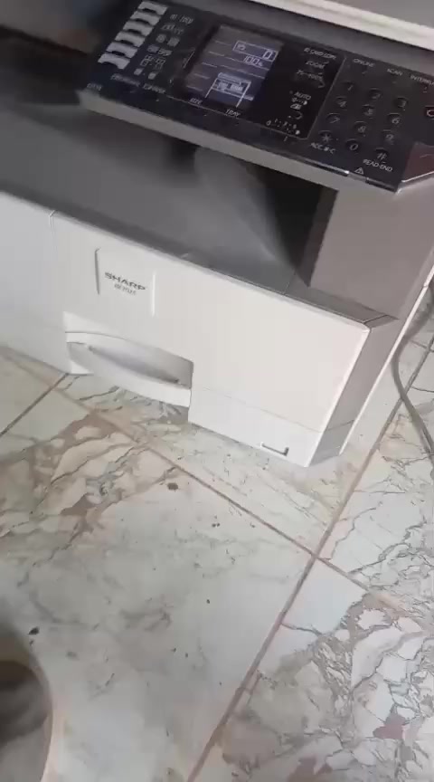 ماكينه تصوير sharp 7024
طباعه ورق A3_A4_A5_A6 ساده
جديده كرت انفتحت للتجربه مع فاتوره بيع
سرعه طباعه عاليه جدا....... 
المكان شرق النيل سوق 6 
السعر هديه مليار ومتين 
للتواصل واتساب 0120837213


**إذا كنت صاحب هذا الإعلان وتريد حذفه لأي سبب، رجاءا أرسل رسالة إلى الدعم الفني**