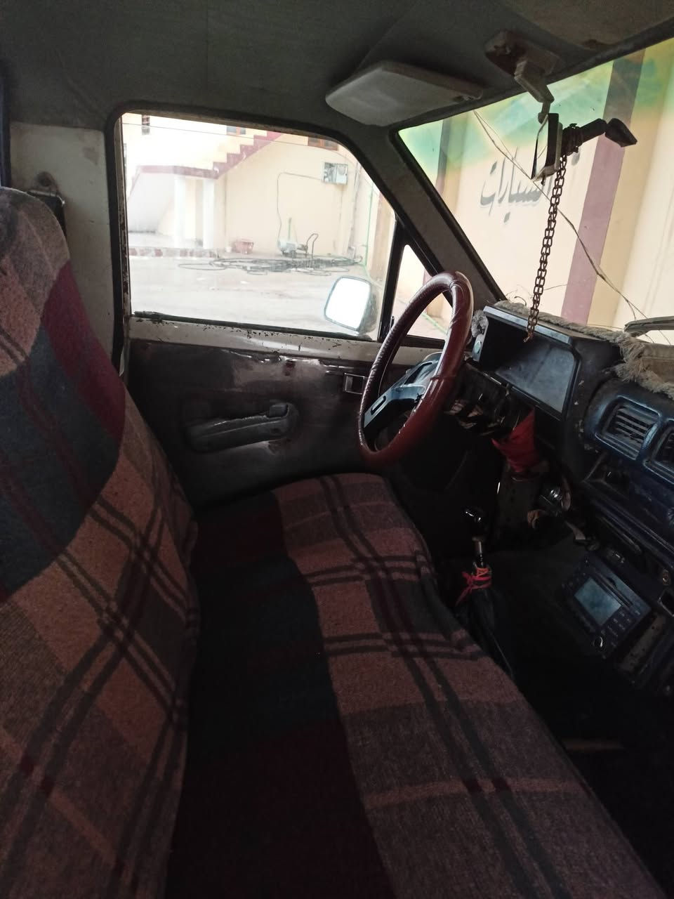 السلام عليكم
بيكم موديل 1988 مكينه كير شرط
رقم ألماني بسم صاحبها تحويل ثاني يوم 
الاتصال على الرقم لمزيد من التفاصيل
***********
