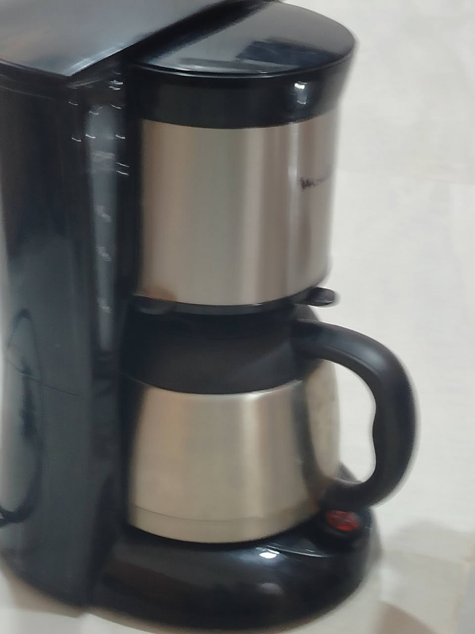 طباخ غاز جديد 
محضرة قهوة مستعملة قليل 
جدر ضغط جديد للبيع


**إذا كنت صاحب هذا الإعلان وتريد حذفه لأي سبب، رجاءا أرسل رسالة إلى الدعم الفني**