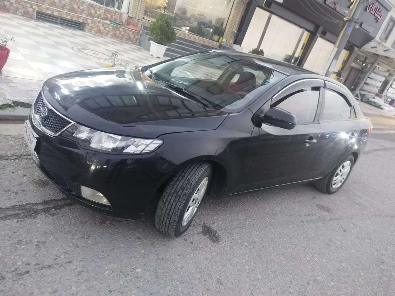 كيا سيراتو 2013سێ پارچة بوياغ ژورێی نەگرتیە دوو شوێنی بچوک ساردەکوتە کاڵبوونەوەی نیە گێڕو مەکینەو تەقەو ڕەقە بەشەرت چرکەی تێدا نیە - سعر 88 وەرەقەو مەجال - شوێن هەولێر 
*********** أربيل, العراق
