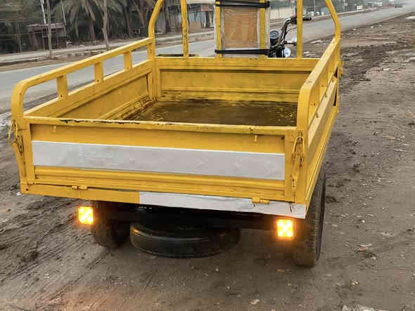 السلام عليكم ستوته دايون للبيع وجه صقر  كلك مكفوله من سرقه كهربا ئيا ت كامله محرك أمتيار   ركبه مكفوله اسبير كامله  العنوان بابل الحمزه الغربي محطت الخيكاني  للئستفسار رقم هاتف ***********
