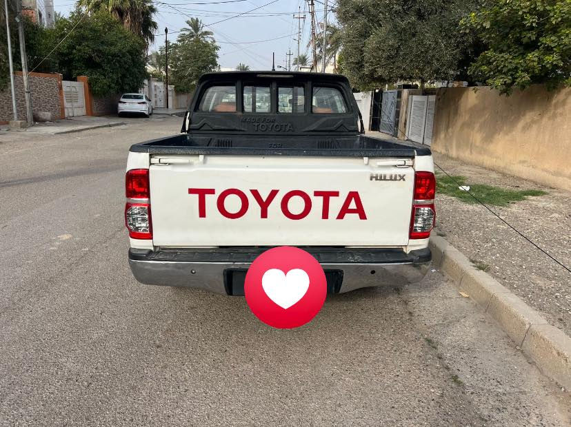 السلام علكيم بيكم هايلوكس موديل 2015
كويتي اوتوماتيك شاصي 19
سياره جاهزه من كلشي 
رقم واسط
اتصل وتعرف التفاصيل اكثر 
المكان سياره ديالى بعقوبه***********
