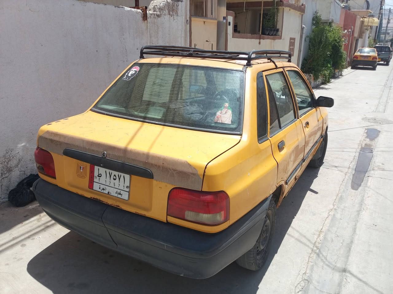سايبه موديل 11كير ومكينه خير من الله سياره جاهزه مال شغل بيهه يم لباب لخلفي خياس قليل شبر تقريبن وبيهه باور لو صلحه لو تبدله دواخل كهربائيات غرفه كلش نضاف عليهه هيئه وغرامات 450
 *********** خط مغلق بس واتساب
