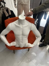 ملكان صدر للبيع السعر ١٠ للاستفسار 07726007485