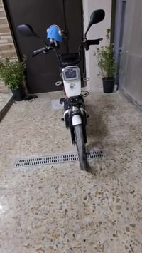 دراجة شحن للبيع مكان بغداد الشعلة السعر 325وبيهة مجال الستفسار 0770517...