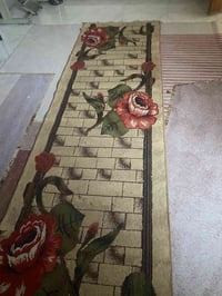 مستعمل • أحمر ٤م زوج • بنفسجي/بيج ٣م