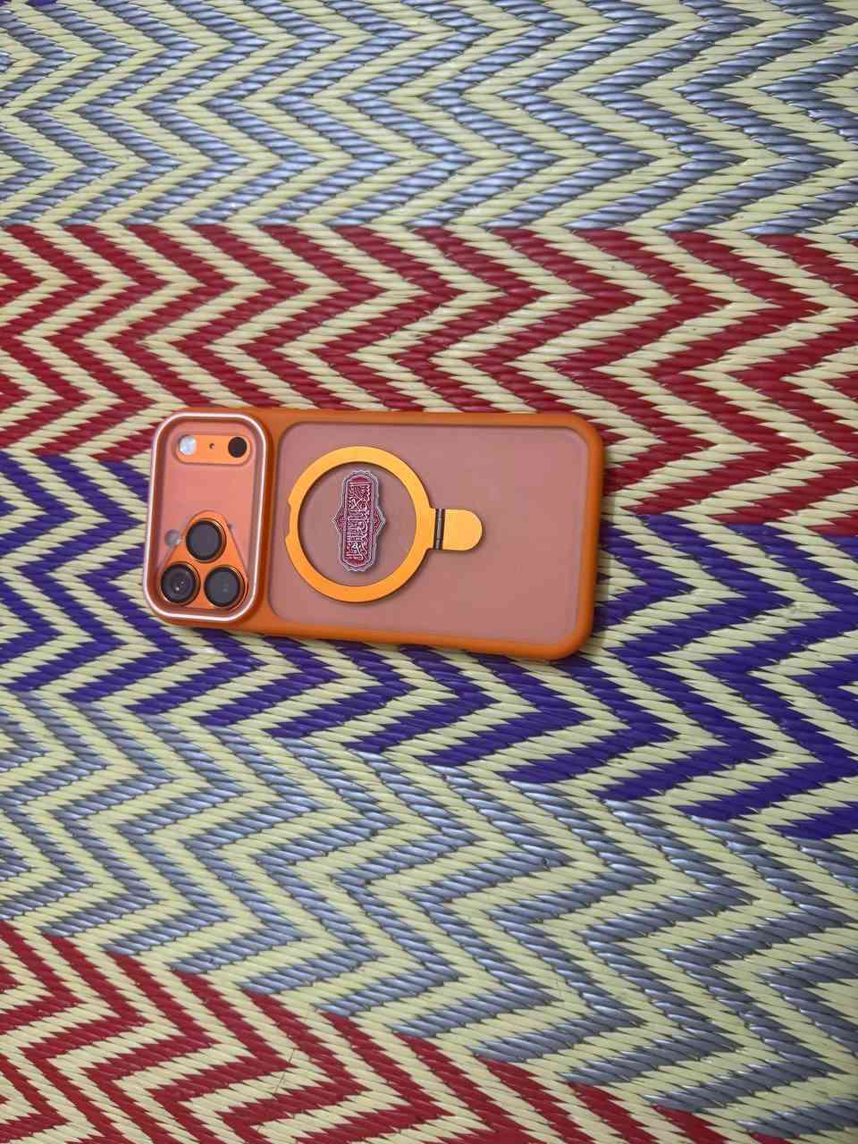 سلام عليكم اخوتي عندي هاذ 13برو ماكس مخليلة تحويرة مال 17 تليفون خير من اللة مبدل شاشة اصلية فيس ايدي شغال وضهر مفطر بس ماعلي شي مخليلة لزكة ذاكرتة 512 بطارية 78 
تليفون خير من اللة رايدة ب425 مكاني بغداد مدينة ***********
