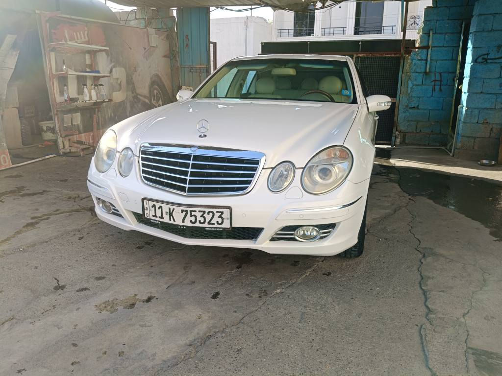 السلام عليكم سياره مرسيدس للبيع 211 حرك 6 في بدون حوادث موديل 2003 رقم سنويه جديد وارد خليجي مواصفات مرسيدس معروفه السعر 135 دولار الرقم الهاتف *********** كركوك, العراق
