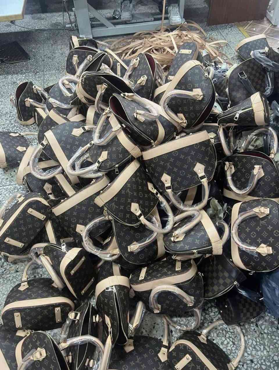 من المصنع مباشره 
باقي الاشكال والاسعار في القناة التلجرام ⬇️ 
https://t.me/+mdzSdOTirU82YmRk
https://t.me/+mdzSdOTirU82YmRk


**إذا كنت صاحب هذا الإعلان وتريد حذفه لأي سبب، رجاءا أرسل رسالة إلى الدعم الفني**