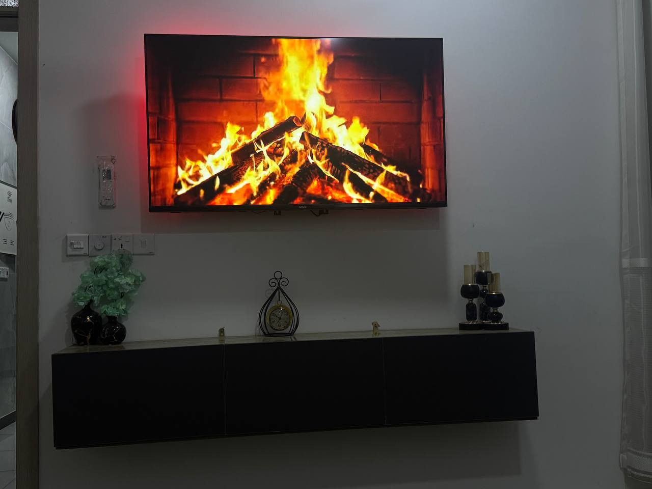 للبيع تخم مستخدم ٥ أشهر فقط بحالة ممتازة ونظيف جدًا ✨
يجي وياه ميز تلفزيون مرتب ويكمل الديكور 👌
ما بي أي مشاكل، استعمال خفيف وسبب البيع تغيير ديكور.
السعر ٥٥٠ وبي مجال 🔥


**إذا كنت صاحب هذا الإعلان وتريد حذفه لأي سبب، رجاءا أرسل رسالة إلى الدعم الفني**