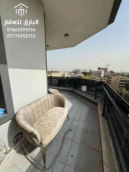 🔱 شقة حديثة مؤثثة للبيع مُطلّة على نهر دجلة 🔱
الموقع📍: الكرادة داخل - أبو نؤاس

⭕ المساحة : 150 م

⭕ الطابق : السادس 

⭕ سنة البناء : 2024

🔴  تتكون من :

⭕ صالة
⭕ غرف عدد 3 ( كل غرفة لها اطلالة على نهر دجلة ) 
⭕ حمام
⭕ مطبخ
⭕بلكونة
⭕ منظومة تبريد مركزي ( إختياري ) 
⭕ ستلايت مركزي
⭕ خط إنترنت ضوئي
⭕ خدمة تنظيف
⭕ مصعد 24 ساعة

⭕ ( يوجد بارك مخصص لوقوف للسيارات ) 

⭕ سكيورتي 
⭕ كاميرات مراقبة خارجية و داخلية للممرات
⭕ حاكية صوتية و مرئية ( إنتركام ) 

⭕ السعر : عند الإتصال او حضورياً

***********
***********
متواجدون على الواتساب 📱

🟩 نستقبل جميع العروض و الطلبات العقارية 🟩

عنوان المكتب📍: بغداد - الكرادة داخل - قرب مطعم الصبايا - فرع مدرسة لبنان

ملاحظة : موقع المكتب مثبّت على تطبيقات الخرائط ( Google maps , Waze )

#البارق_للعقار
#زيونة-جادرية-كرادة-شارع فلسطين
