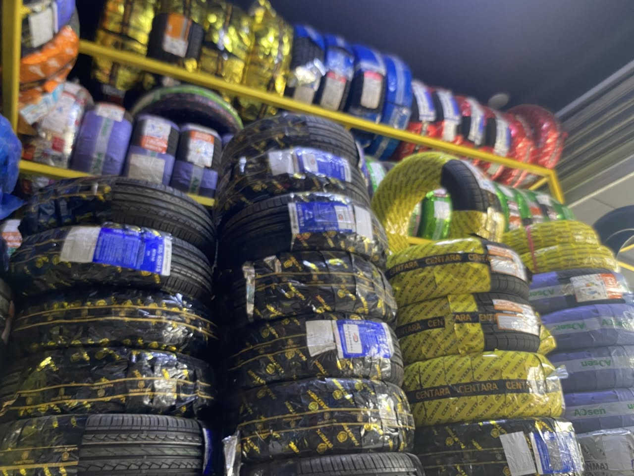 خدمات الحريةللاطارات  وبطاريات
يوجد لدينا كافه القياسات المستعمله وباله بكافه احجام 
العنوان شهداء السيديه قرب مركز الوليد
مصطفى ***********
