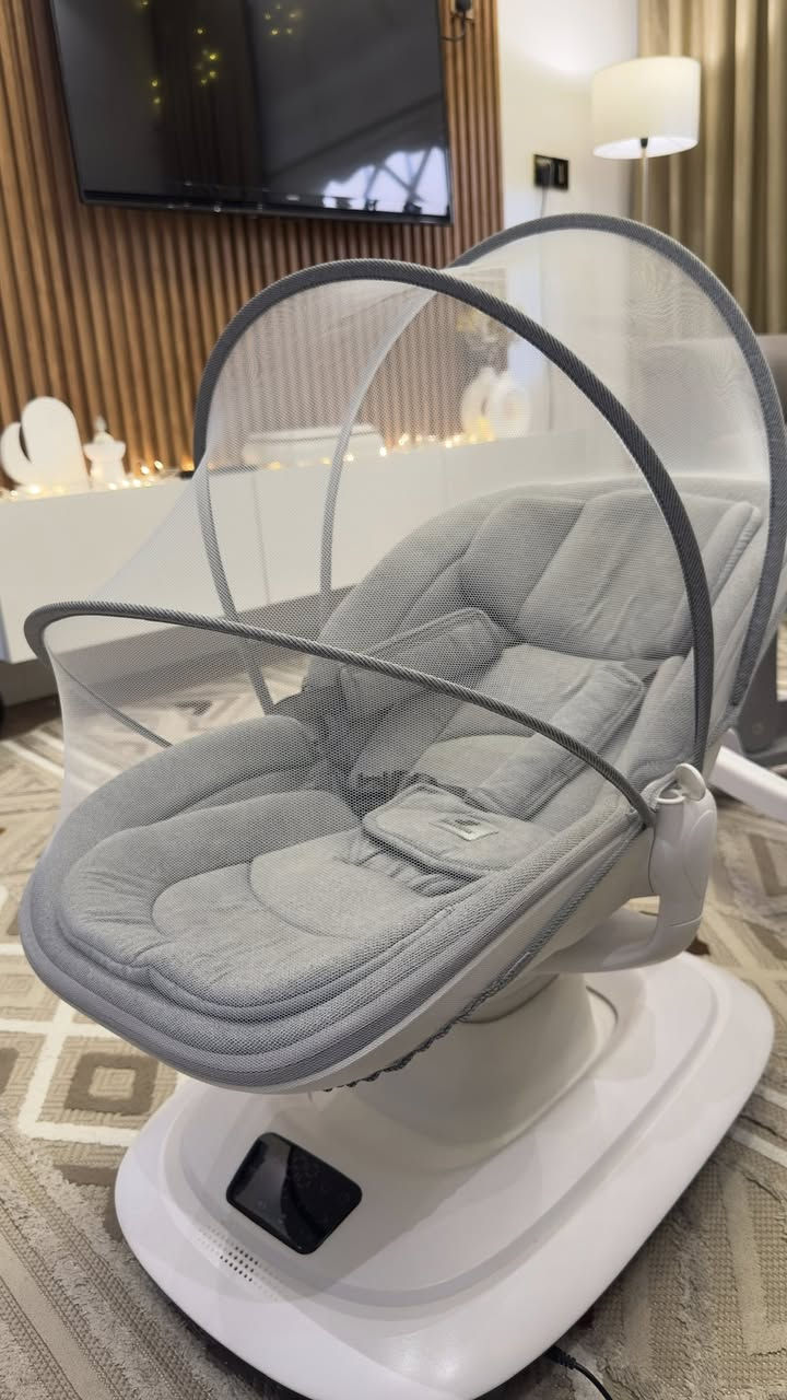 كرسي هزاز أطفال بحالة ممتازة جداً ✨
🔹 هزاز كهربائي بعدة سرعات
🔹 موسيقى مدمجة + نظام بلوتوث لتشغيل أناشيد من الموبايل
🔹 شبك حماية كامل ضد الحشرات
🔹 مبطن ومريح جداً للطفل
🔹 مناسب من حديث الولادة
حته عمر سنتين 
🔹 نظيف وقليل الاستخدام


**إذا كنت صاحب هذا الإعلان وتريد حذفه لأي سبب، رجاءا أرسل رسالة إلى الدعم الفني**