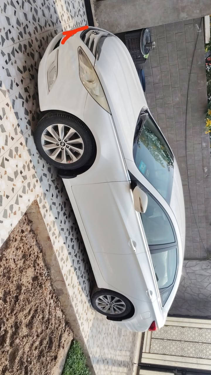 السلام عليكم سوناته 2013 خليجي شركه العامه  مكفوله من صبغ فقط بيه بارد قليل رقم سليمانيه مكينه 2400 كير ومكينه مكفولات سياره جاهزه من كلشي السعر 135 الاستفسار ***********
