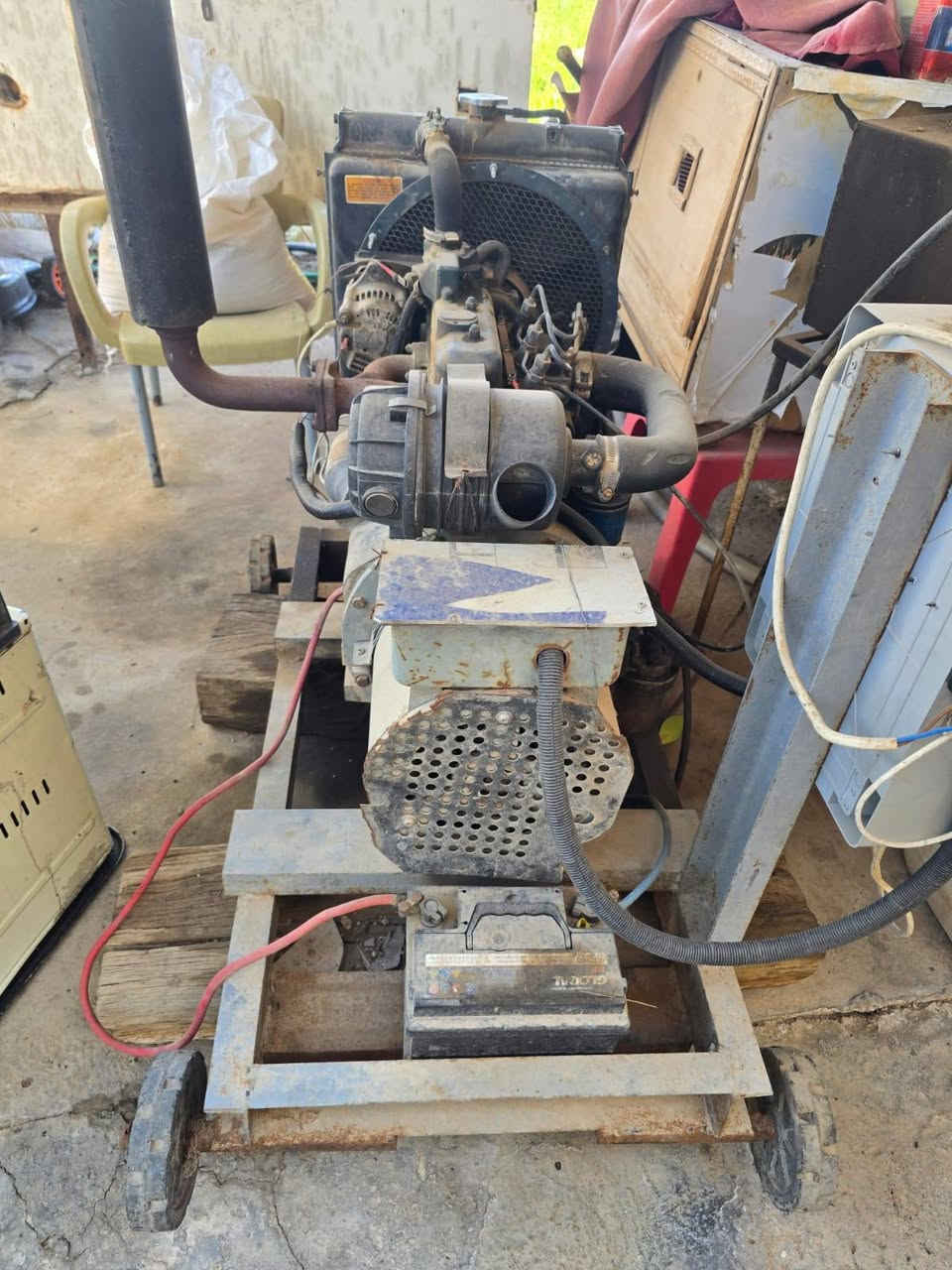 السلام عليكم ورحمة الله وبركاته
مولده كابوته ياباني ٣بستم ٩٠٥ بلاديه اوتو ٦kva يعني ٢٤ امبير شغاله لا تبخير ولا تنقيص واقتصاديه في الصرف والسعر ١٧ وبيه مجال قليل للإستفسار الاتصال على الرقم ***********
