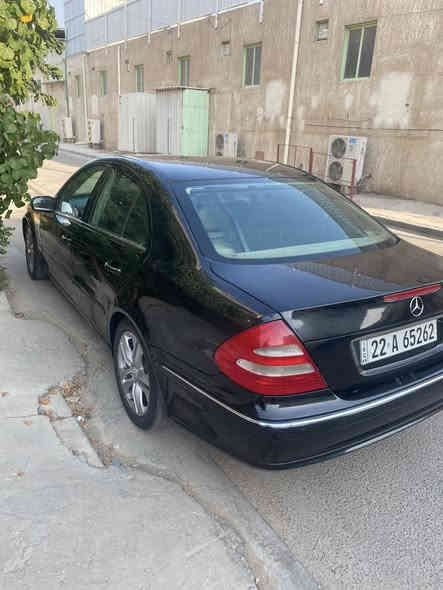 السلام عليكم 211 موديل2004 صبغ عام جماليه بيه حادث باب الصدر خليجيه السياره  مكينه 320 السعر 120 
***********
