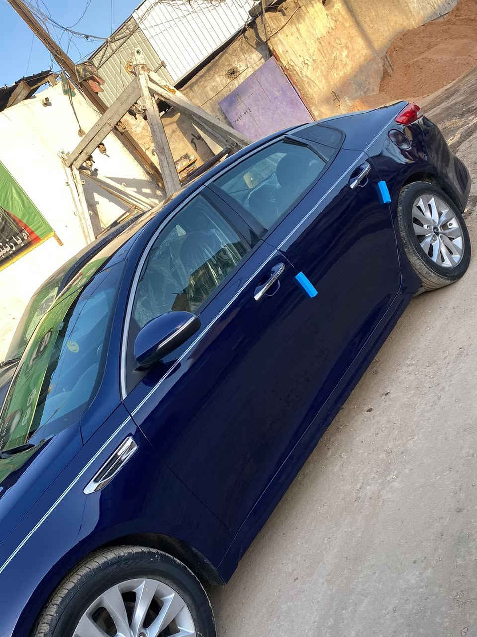 السلام عليكم
أوبتيما للبيع
موديل 2018 أمريكي – فئة EX

تفاصيل السيارة:
 1. الحادث: (نص باب + نص جامَلَغ خلفي)
– صورة الحادث موجودة ومرفقة ( مصبوغ بغداد ٣ قطع باب السائق وباب الحادث والجاملغ الخلفي)
 2. بصمات عدد 4 أبواب + صندوق + تشغيل
 3. خزن ميموري
 4. كرسي السائق كهرباء
 5. كراسي تدفئة
 6. تبريد قطعتين
 7. شاشة كبيرة لمس
 8. مانع انزلاق
 9. رادارات
 10. إيدّات نيكل بلادي
 11. ويل كب حجم 17
 12. كاميرا دوّارة
 13. لون نيلي مميز
 14. محرك 2400 GDi
 15. مراي شفط + قلابة
 16. نظام تركيب
‏ 17. LED لايت
 18. ماشية 56 ألف ميل
 19. إشارات بالمراي
 20. 3 وضعيات قيادة
 21. تحكمات ستيرنغ فول جهتين

📍 رقم بغداد (باسمي)
🚗 السيارة مكفولة من كلشي
💰 السعر: 13.3 ورقة
📌 المكان: بغداد 
📞 رقم الاتصال: ***********
