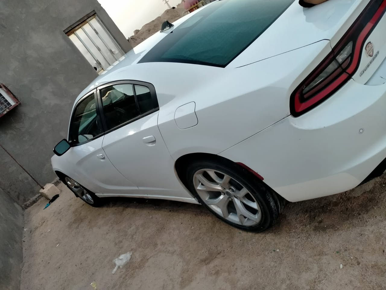 سلام عليكم السعر [160] اوبيه مجال من رخصه الادمن البيع / دودج جارجر ((2020)) اصل اصل رقم اربيل تحويل ثاني يوم ب اسم المشتري سنويه جديدهه السياره حادث امريكه بابين وهنا بلعراق جاملغ تبديل وجاملغ صبغ 
مواصفات السياره 
1/مكينه وكير كفاله 3600
2/ شاشه كبيره كار بلي 
3/ كاميرا خلفيه مع حساسات 
4/ تبريد تدفئه امامي خلفي ثلج 
5/ تخم تاير مع ويل 20  
6 / حداديه امامي خلفي جديده 
7/تحكمات ستيرا 
وباقي المواصفات معروفه والسياره جاهزه من كلشي وجديده ومعتني بيهه واحلا من الصوره بهواي  والعلم صور حديثه  السعر (160$) اوبيه مجال للشراي انشالله تجي وشوف واني بلخدمه  (***********)   البصره )
