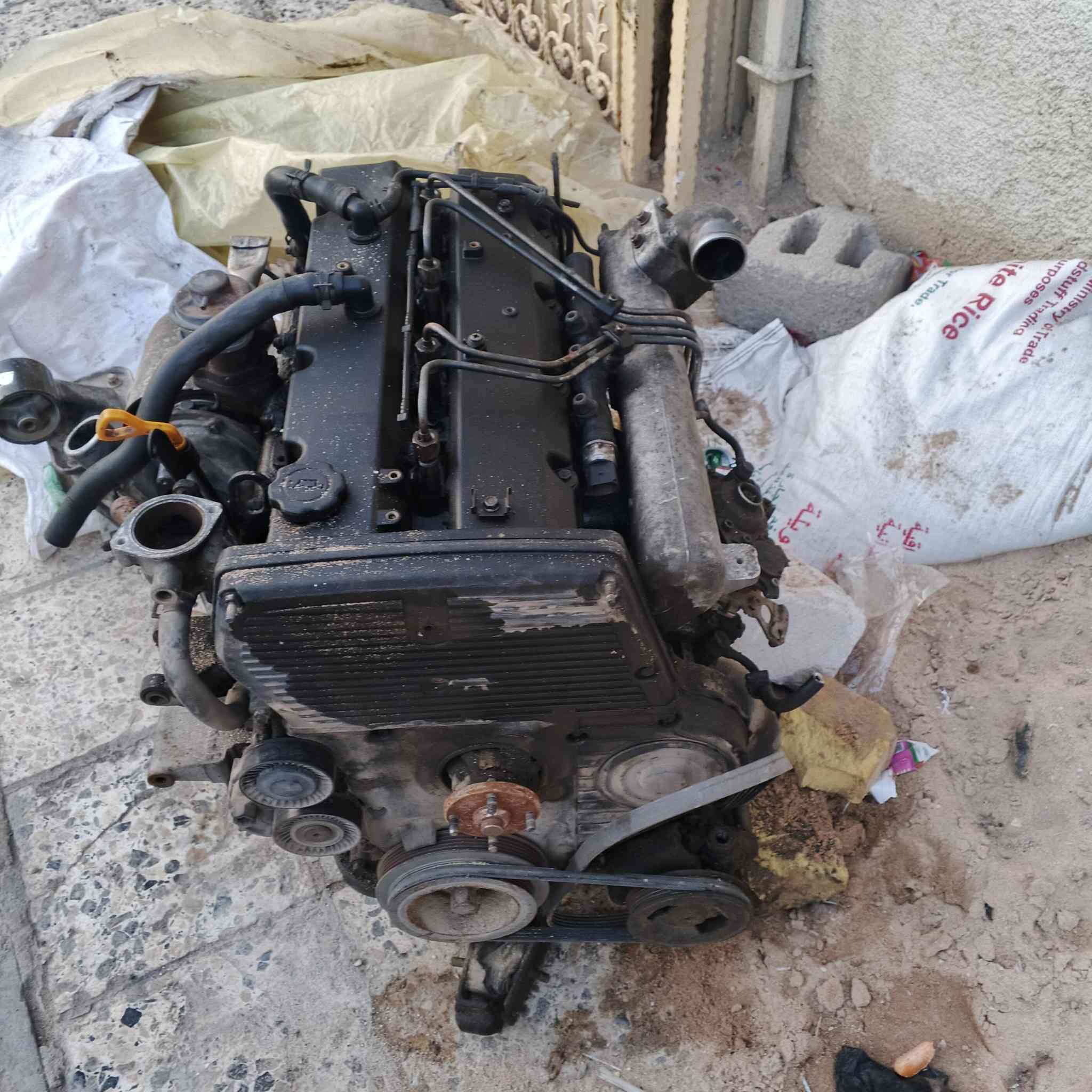 السلام عليكم
مكينة كرنفال هيه وگيرها للبيع مكينة بيها نفخ البم ونوزل شرط ما بيهن شي هن والگير مكاني ناصريه 
الرقم ***********
