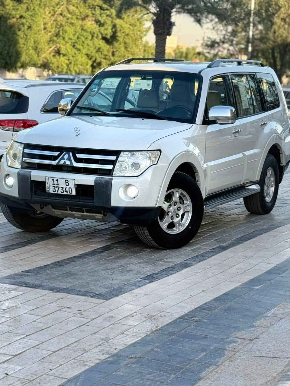 سلام عليكم للبيع باجيرو
نص فول 
 2008 رقم بغداد دولي بسمي
تحويل مباشر 
بيها نص جاملغ امامي صبغ
عله واضع الشركه زادتخم تاير كير مكينه حداديه خير من الله سياره جديده السعر113
 مجال 
مكان السياره بغداد 
***********
