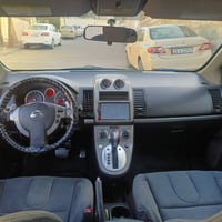 سينترا اوتوماتيك • ٢٠١١ • كاميرا