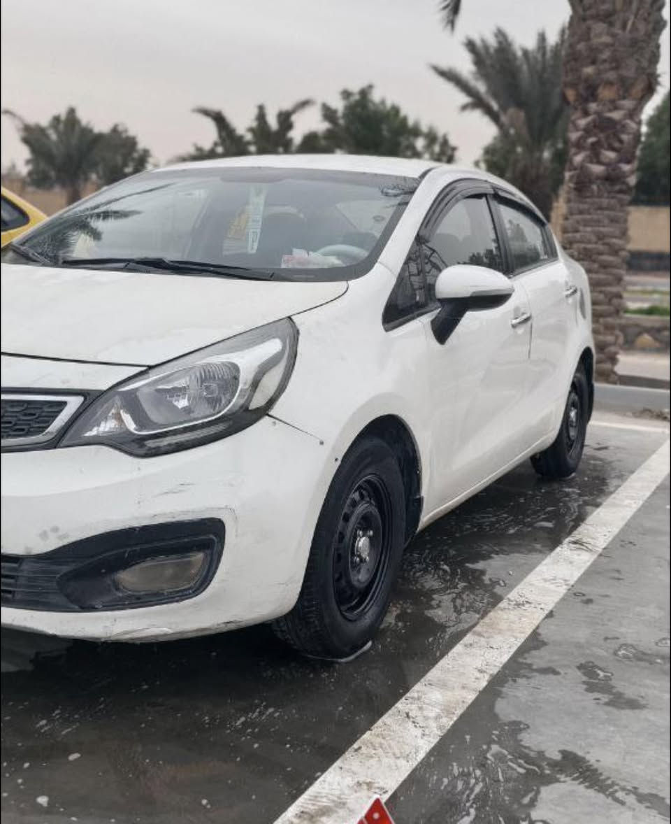 سلام عليكم كيا ريو مكينه ١٦٠٠ بيها جاملغ امامي رش صبغ وجزء من الباب الخلفي صبغ السعر ٧٨وبيها مجال قليل رقم أربيل دولي


**إذا كنت صاحب هذا الإعلان وتريد حذفه لأي سبب، رجاءا أرسل رسالة إلى الدعم الفني**